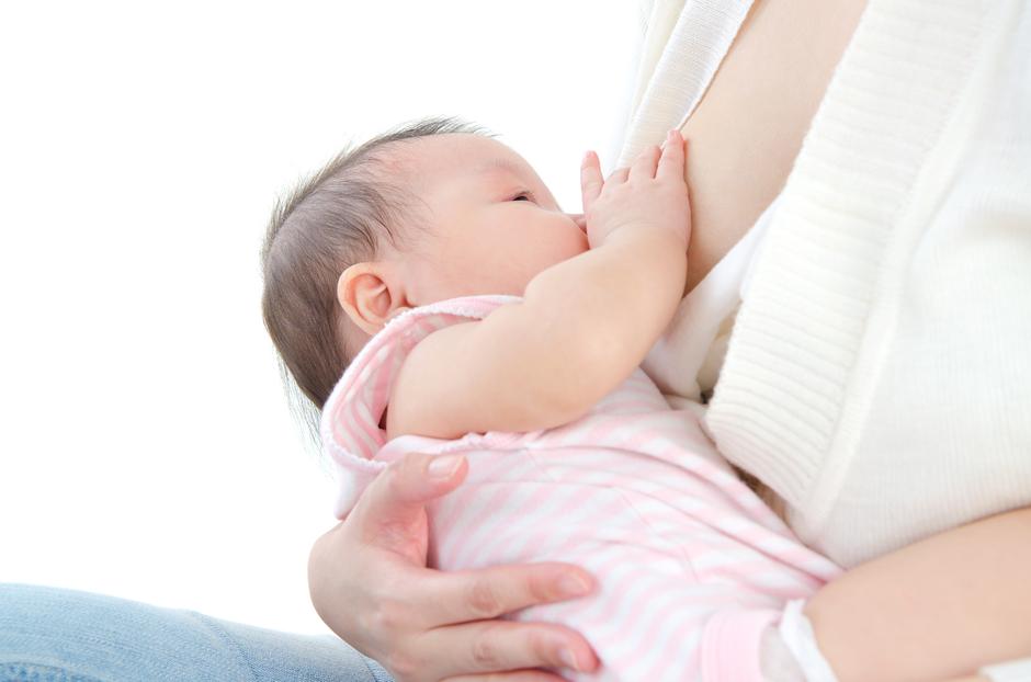Dojenje bebe | Author: Thinkstock
