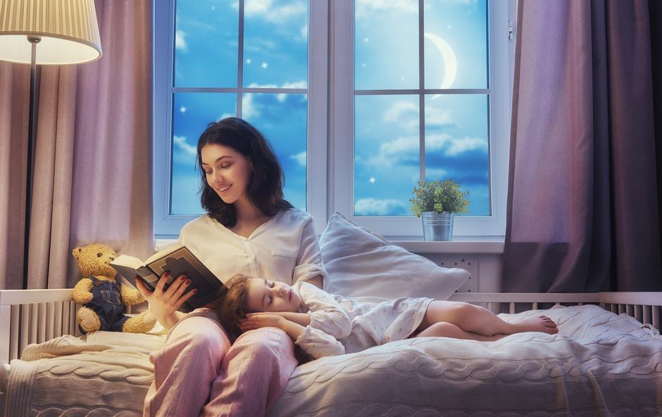 čitanje, priče, krevet, djeca | Author: Thinkstock