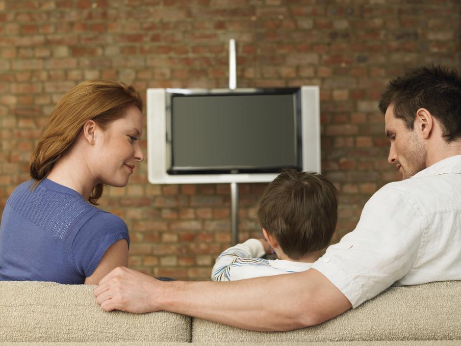 televizija televozor roditelji dijete | Author: Shutterstock