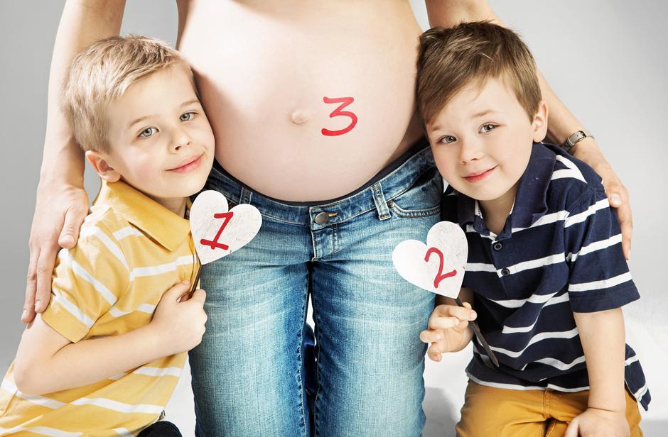 trudnica, treće dijete, obitelj, djeca | Author: Shutterstock