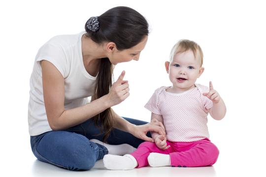 mama i beba komunikacija prstima