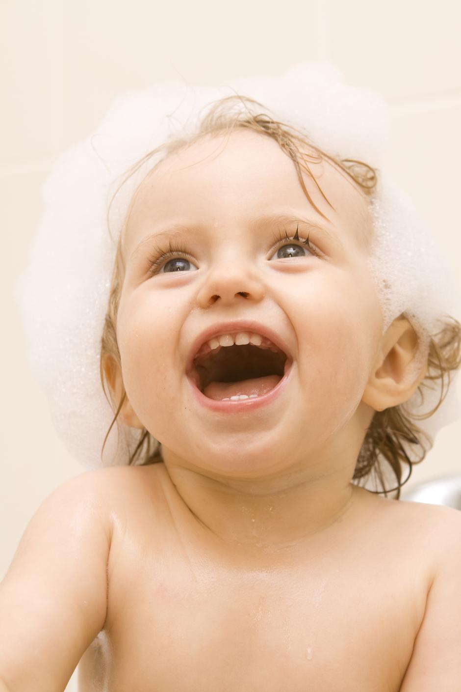 kupanje beba pranje kosa | Author: Thinkstock
